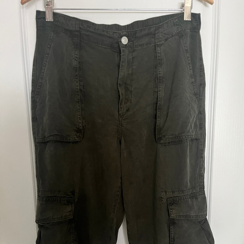All Saints Frieda cargo trouser size US 8 (UK 10).